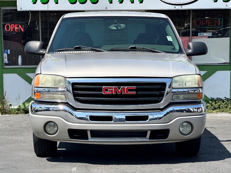 2004 GMC Sierra 1500 Ext Cab 143.5" WB SLE, available for sale in Corona, California | Green Light Auto. Corona, California 2004 GMC Sierra 1500 Ext Cab 143.5" WB SLE, available for sale in Corona, California | Green Light Auto. Corona, California