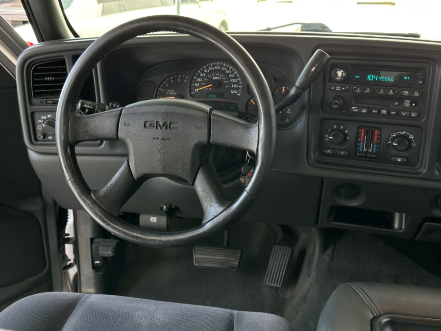 2004 GMC Sierra 1500 Ext Cab 143.5" WB SLE, available for sale in Corona, California | Green Light Auto. Corona, California 2004 GMC Sierra 1500 Ext Cab 143.5" WB SLE, available for sale in Corona, California | Green Light Auto. Corona, California