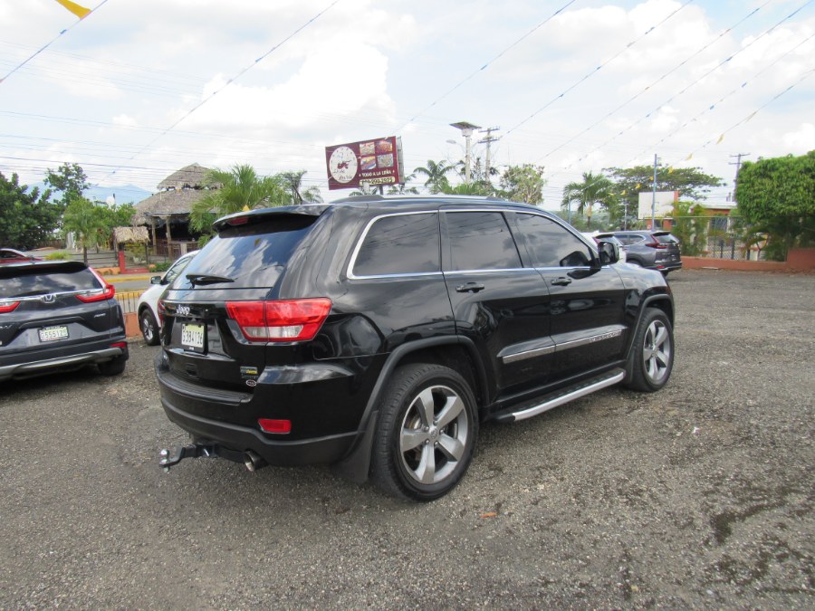 2011 Jeep Grand Cherokee RWD 4dr Laredo, available for sale in San Francisco de Macoris Rd, Dominican Republic | Hilario Auto Import. San Francisco de Macoris Rd, Dominican Republic 2011 Jeep Grand Cherokee RWD 4dr Laredo, available for sale in San Francisco de Macoris Rd, Dominican Republic | Hilario Auto Import. San Francisco de Macoris Rd, Dominican Republic