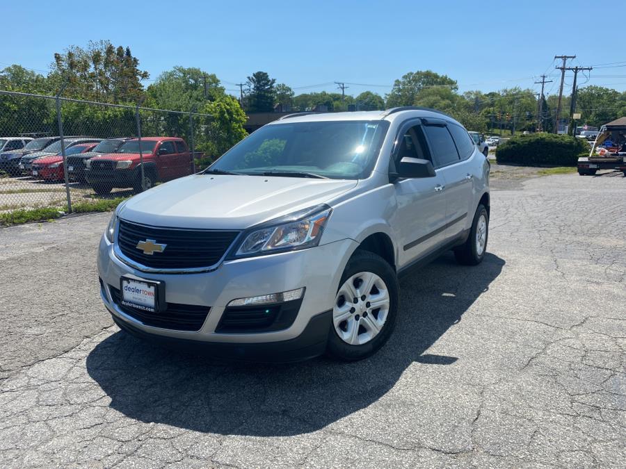 2016 Chevrolet Traverse FWD 4dr LS w/1LS, available for sale in Milford, Connecticut | Dealertown Auto Wholesalers. Milford, Connecticut 2016 Chevrolet Traverse FWD 4dr LS w/1LS, available for sale in Milford, Connecticut | Dealertown Auto Wholesalers. Milford, Connecticut
