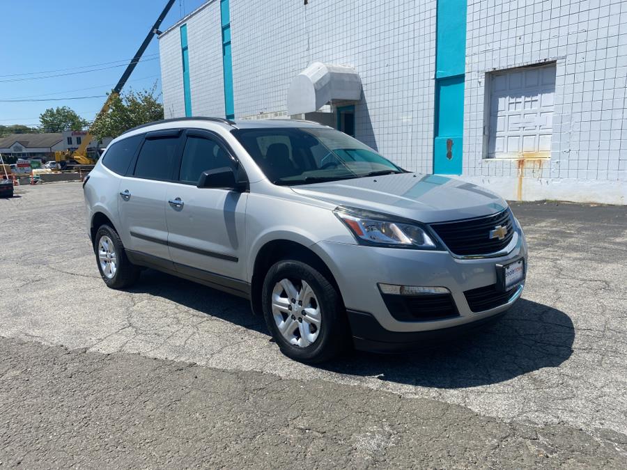 2016 Chevrolet Traverse FWD 4dr LS w/1LS, available for sale in Milford, Connecticut | Dealertown Auto Wholesalers. Milford, Connecticut 2016 Chevrolet Traverse FWD 4dr LS w/1LS, available for sale in Milford, Connecticut | Dealertown Auto Wholesalers. Milford, Connecticut