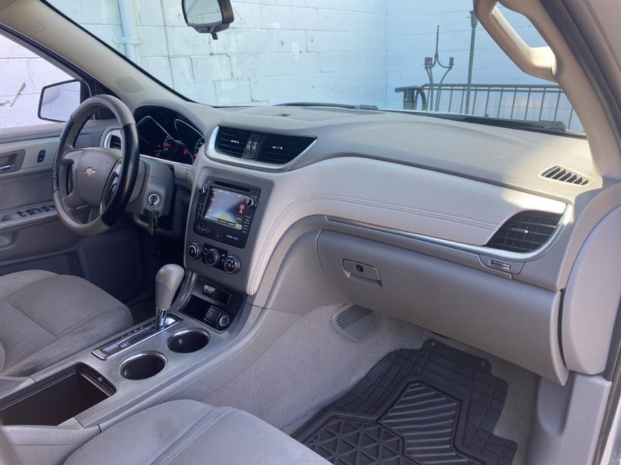 2016 Chevrolet Traverse FWD 4dr LS w/1LS, available for sale in Milford, Connecticut | Dealertown Auto Wholesalers. Milford, Connecticut 2016 Chevrolet Traverse FWD 4dr LS w/1LS, available for sale in Milford, Connecticut | Dealertown Auto Wholesalers. Milford, Connecticut