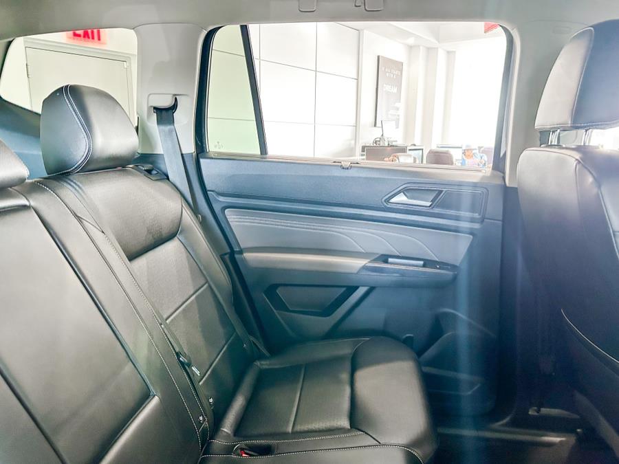 2021 Volkswagen Atlas 3.6L V6 SE w/Technology FWD *Ltd Avail*, available for sale in Franklin Square, New York | Luxury Motor Club. Franklin Square, New York 2021 Volkswagen Atlas 3.6L V6 SE w/Technology FWD *Ltd Avail*, available for sale in Franklin Square, New York | Luxury Motor Club. Franklin Square, New York