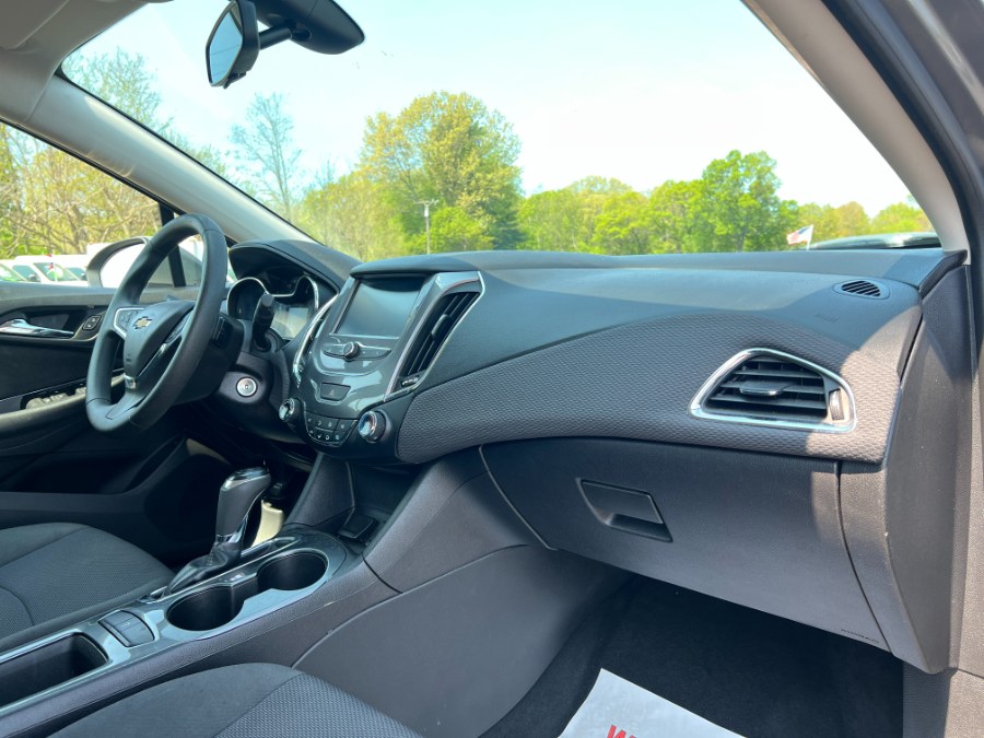 2017 Chevrolet Cruze 4dr Sdn 1.4L LT w/1SD, available for sale in Ortonville, Michigan | Marsh Auto Sales LLC. Ortonville, Michigan 2017 Chevrolet Cruze 4dr Sdn 1.4L LT w/1SD, available for sale in Ortonville, Michigan | Marsh Auto Sales LLC. Ortonville, Michigan