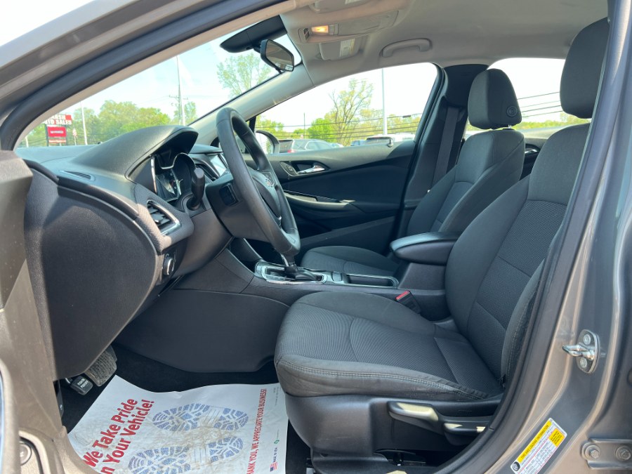 2017 Chevrolet Cruze 4dr Sdn 1.4L LT w/1SD, available for sale in Ortonville, Michigan | Marsh Auto Sales LLC. Ortonville, Michigan 2017 Chevrolet Cruze 4dr Sdn 1.4L LT w/1SD, available for sale in Ortonville, Michigan | Marsh Auto Sales LLC. Ortonville, Michigan