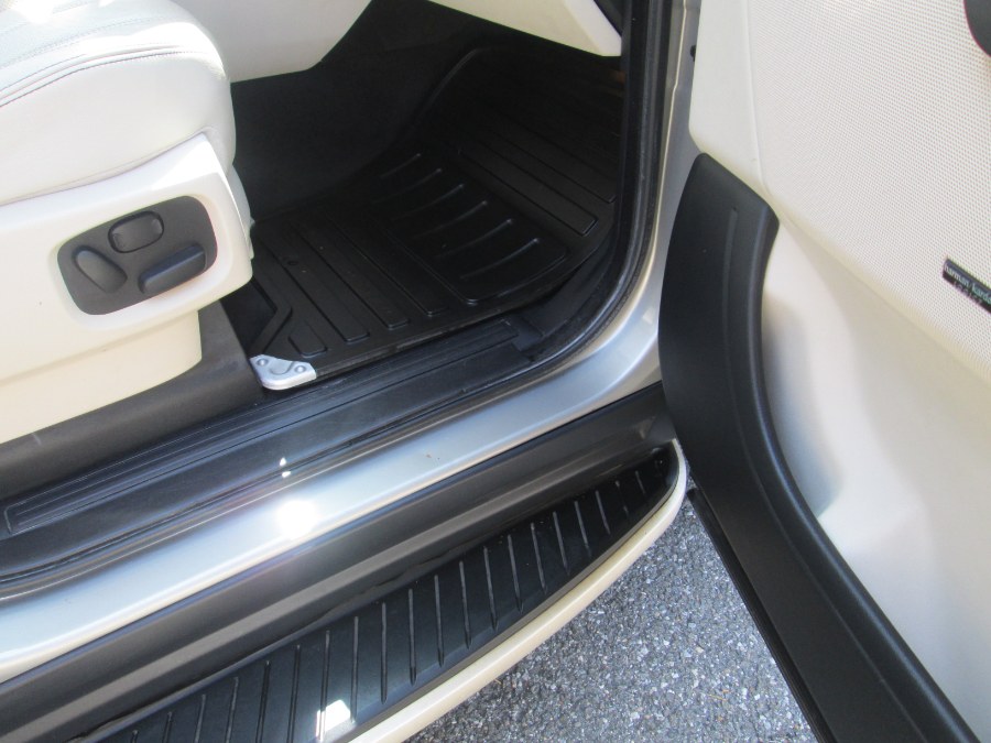 2010 Land Rover Range Rover Sport 4WD 4dr HSE LUX, available for sale in Massapequa, New York | South Shore Auto Brokers & Sales. Massapequa, New York 2010 Land Rover Range Rover Sport 4WD 4dr HSE LUX, available for sale in Massapequa, New York | South Shore Auto Brokers & Sales. Massapequa, New York