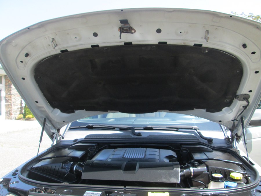 2010 Land Rover Range Rover Sport 4WD 4dr HSE LUX, available for sale in Massapequa, New York | South Shore Auto Brokers & Sales. Massapequa, New York 2010 Land Rover Range Rover Sport 4WD 4dr HSE LUX, available for sale in Massapequa, New York | South Shore Auto Brokers & Sales. Massapequa, New York