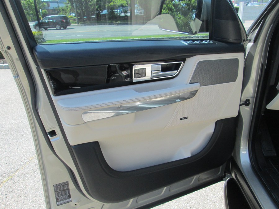 2010 Land Rover Range Rover Sport 4WD 4dr HSE LUX, available for sale in Massapequa, New York | South Shore Auto Brokers & Sales. Massapequa, New York 2010 Land Rover Range Rover Sport 4WD 4dr HSE LUX, available for sale in Massapequa, New York | South Shore Auto Brokers & Sales. Massapequa, New York
