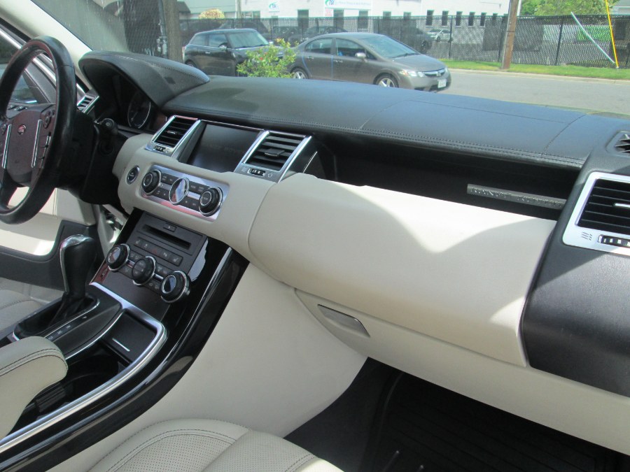 2010 Land Rover Range Rover Sport 4WD 4dr HSE LUX, available for sale in Massapequa, New York | South Shore Auto Brokers & Sales. Massapequa, New York 2010 Land Rover Range Rover Sport 4WD 4dr HSE LUX, available for sale in Massapequa, New York | South Shore Auto Brokers & Sales. Massapequa, New York