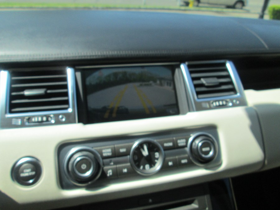 2010 Land Rover Range Rover Sport 4WD 4dr HSE LUX, available for sale in Massapequa, New York | South Shore Auto Brokers & Sales. Massapequa, New York 2010 Land Rover Range Rover Sport 4WD 4dr HSE LUX, available for sale in Massapequa, New York | South Shore Auto Brokers & Sales. Massapequa, New York