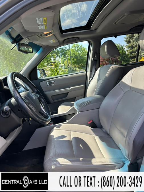 2013 Honda Pilot 4WD 4dr Touring w/RES & Navi, available for sale in East Windsor, Connecticut | Central A/S LLC. East Windsor, Connecticut 2013 Honda Pilot 4WD 4dr Touring w/RES & Navi, available for sale in East Windsor, Connecticut | Central A/S LLC. East Windsor, Connecticut