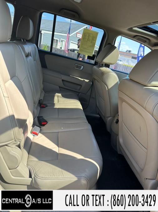 2013 Honda Pilot 4WD 4dr EX-L, available for sale in East Windsor, Connecticut | Central A/S LLC. East Windsor, Connecticut 2013 Honda Pilot 4WD 4dr EX-L, available for sale in East Windsor, Connecticut | Central A/S LLC. East Windsor, Connecticut