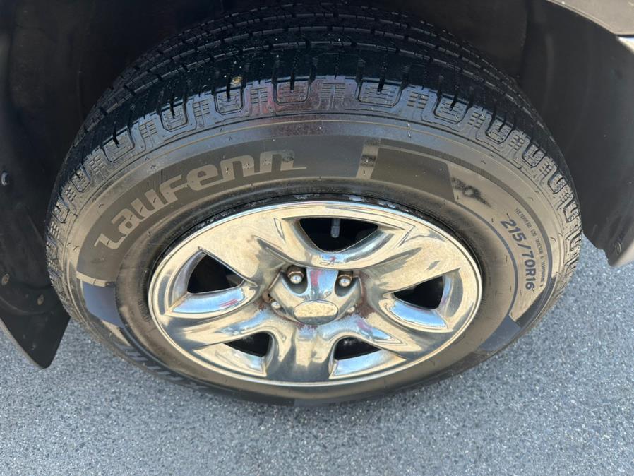 2005 Toyota RAV4 4dr Manual, available for sale in Taunton, Massachusetts | Rt 138 Auto Center Inc . Taunton, Massachusetts 2005 Toyota RAV4 4dr Manual, available for sale in Taunton, Massachusetts | Rt 138 Auto Center Inc . Taunton, Massachusetts