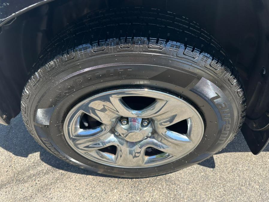 2005 Toyota RAV4 4dr Manual, available for sale in Taunton, Massachusetts | Rt 138 Auto Center Inc . Taunton, Massachusetts 2005 Toyota RAV4 4dr Manual, available for sale in Taunton, Massachusetts | Rt 138 Auto Center Inc . Taunton, Massachusetts