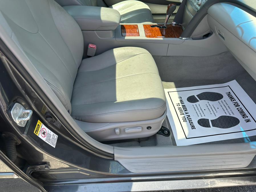 2009 Toyota Camry 4dr Sdn I4 Auto XLE (Natl), available for sale in Taunton, Massachusetts | Rt 138 Auto Center Inc . Taunton, Massachusetts 2009 Toyota Camry 4dr Sdn I4 Auto XLE (Natl), available for sale in Taunton, Massachusetts | Rt 138 Auto Center Inc . Taunton, Massachusetts