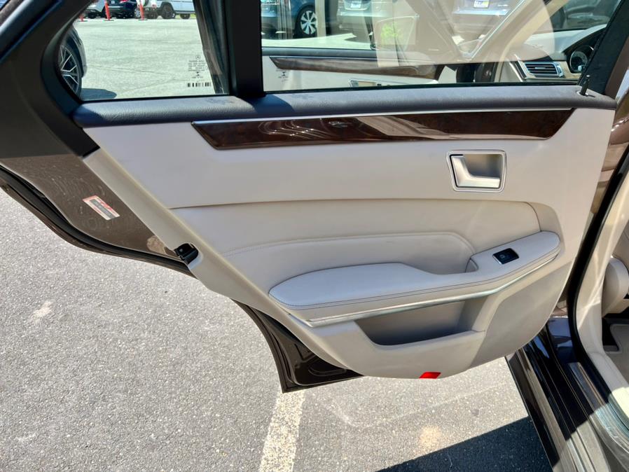 2014 Mercedes-Benz E-Class 4dr Sdn E350 Luxury 4MATIC, available for sale in Berlin, Connecticut | Tru Auto Mall. Berlin, Connecticut 2014 Mercedes-Benz E-Class 4dr Sdn E350 Luxury 4MATIC, available for sale in Berlin, Connecticut | Tru Auto Mall. Berlin, Connecticut