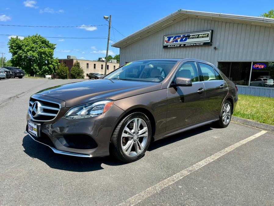 2014 Mercedes-Benz E-Class 4dr Sdn E350 Luxury 4MATIC, available for sale in Berlin, Connecticut | Tru Auto Mall. Berlin, Connecticut 2014 Mercedes-Benz E-Class 4dr Sdn E350 Luxury 4MATIC, available for sale in Berlin, Connecticut | Tru Auto Mall. Berlin, Connecticut