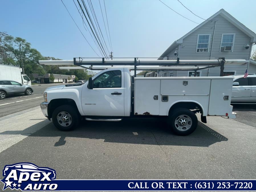 2012 Chevrolet Silverado 2500HD 4WD Reg Cab 133.7" Work Truck, available for sale in Selden, New York | Apex Auto. Selden, New York 2012 Chevrolet Silverado 2500HD 4WD Reg Cab 133.7" Work Truck, available for sale in Selden, New York | Apex Auto. Selden, New York