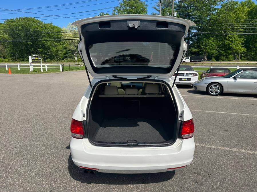 2013 Volkswagen Jetta SportWagen 4dr DSG TDI w/Sunroof & Nav, available for sale in South Windsor, Connecticut | Mike And Tony Auto Sales, Inc. South Windsor, Connecticut 2013 Volkswagen Jetta SportWagen 4dr DSG TDI w/Sunroof & Nav, available for sale in South Windsor, Connecticut | Mike And Tony Auto Sales, Inc. South Windsor, Connecticut