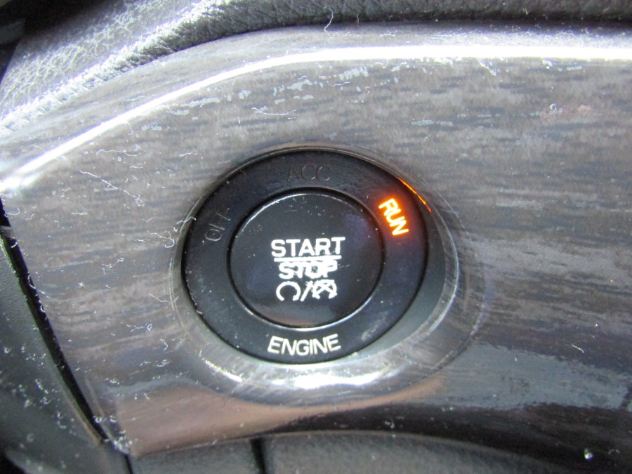 2014 Jeep Grand Cherokee 4WD 4dr Laredo, available for sale in East Windsor, Connecticut | United Auto Sales of E Windsor, Inc. East Windsor, Connecticut 2014 Jeep Grand Cherokee 4WD 4dr Laredo, available for sale in East Windsor, Connecticut | United Auto Sales of E Windsor, Inc. East Windsor, Connecticut