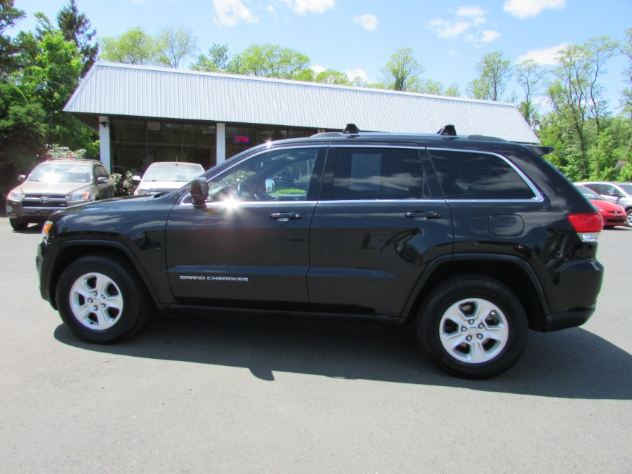 2014 Jeep Grand Cherokee 4WD 4dr Laredo, available for sale in East Windsor, Connecticut | United Auto Sales of E Windsor, Inc. East Windsor, Connecticut 2014 Jeep Grand Cherokee 4WD 4dr Laredo, available for sale in East Windsor, Connecticut | United Auto Sales of E Windsor, Inc. East Windsor, Connecticut
