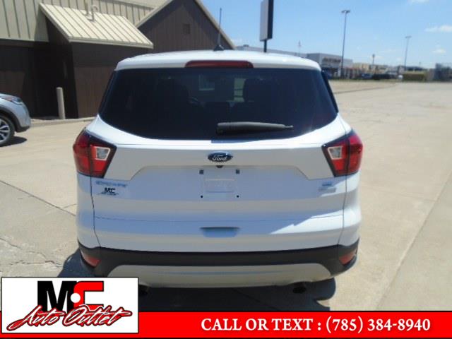 2019 Ford Escape SE FWD, available for sale in Colby, Kansas | M C Auto Outlet Inc. Colby, Kansas 2019 Ford Escape SE FWD, available for sale in Colby, Kansas | M C Auto Outlet Inc. Colby, Kansas