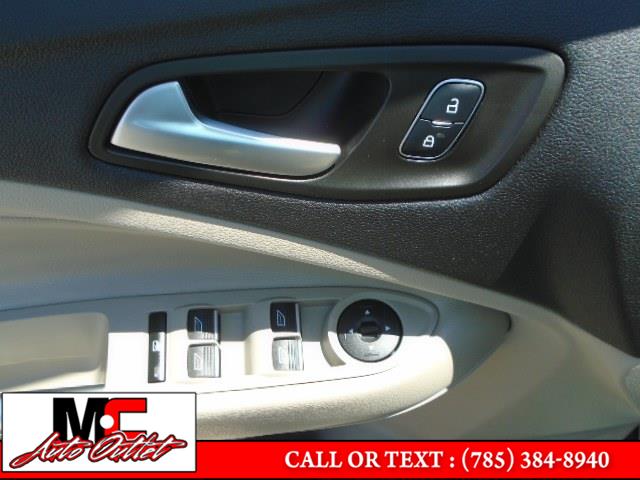 2019 Ford Escape SE FWD, available for sale in Colby, Kansas | M C Auto Outlet Inc. Colby, Kansas 2019 Ford Escape SE FWD, available for sale in Colby, Kansas | M C Auto Outlet Inc. Colby, Kansas