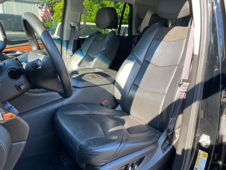 2015 Cadillac Escalade 4WD 4dr Luxury, available for sale in Canton, Connecticut | Lava Motors 2 Inc. Canton, Connecticut 2015 Cadillac Escalade 4WD 4dr Luxury, available for sale in Canton, Connecticut | Lava Motors 2 Inc. Canton, Connecticut