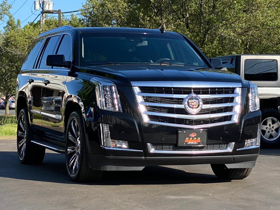 2015 Cadillac Escalade 4WD 4dr Luxury, available for sale in Canton, Connecticut | Lava Motors 2 Inc. Canton, Connecticut 2015 Cadillac Escalade 4WD 4dr Luxury, available for sale in Canton, Connecticut | Lava Motors 2 Inc. Canton, Connecticut