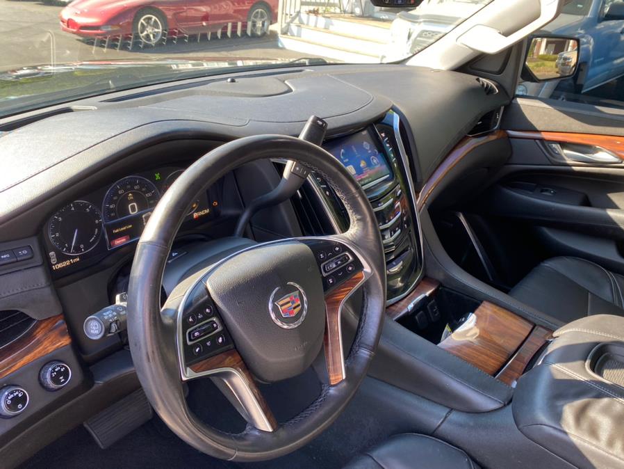 2015 Cadillac Escalade 4WD 4dr Luxury, available for sale in Canton, Connecticut | Lava Motors 2 Inc. Canton, Connecticut 2015 Cadillac Escalade 4WD 4dr Luxury, available for sale in Canton, Connecticut | Lava Motors 2 Inc. Canton, Connecticut