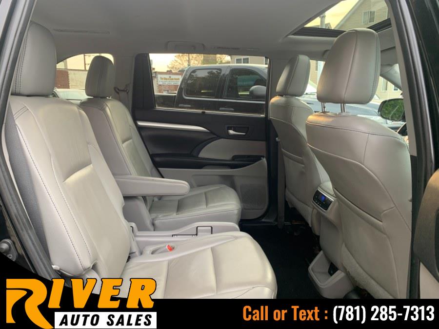2019 Toyota Highlander XLE V6 AWD (Natl), available for sale in Malden, Massachusetts | River Auto Sales. Malden, Massachusetts 2019 Toyota Highlander XLE V6 AWD (Natl), available for sale in Malden, Massachusetts | River Auto Sales. Malden, Massachusetts