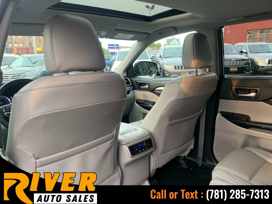 2019 Toyota Highlander XLE V6 AWD (Natl), available for sale in Malden, Massachusetts | River Auto Sales. Malden, Massachusetts 2019 Toyota Highlander XLE V6 AWD (Natl), available for sale in Malden, Massachusetts | River Auto Sales. Malden, Massachusetts