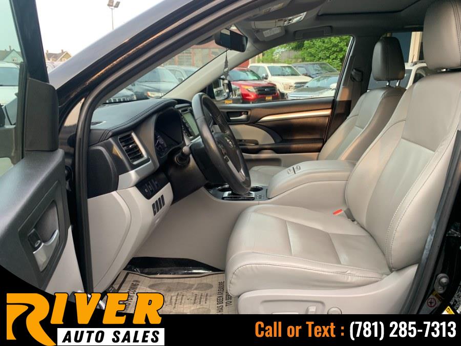 2019 Toyota Highlander XLE V6 AWD (Natl), available for sale in Malden, Massachusetts | River Auto Sales. Malden, Massachusetts 2019 Toyota Highlander XLE V6 AWD (Natl), available for sale in Malden, Massachusetts | River Auto Sales. Malden, Massachusetts
