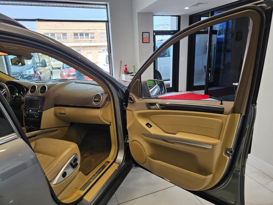 2012 Mercedes-Benz GL-Class 4MATIC 4dr GL 450, available for sale in ELMONT, New York | 26 Motors Long Island. ELMONT, New York 2012 Mercedes-Benz GL-Class 4MATIC 4dr GL 450, available for sale in ELMONT, New York | 26 Motors Long Island. ELMONT, New York