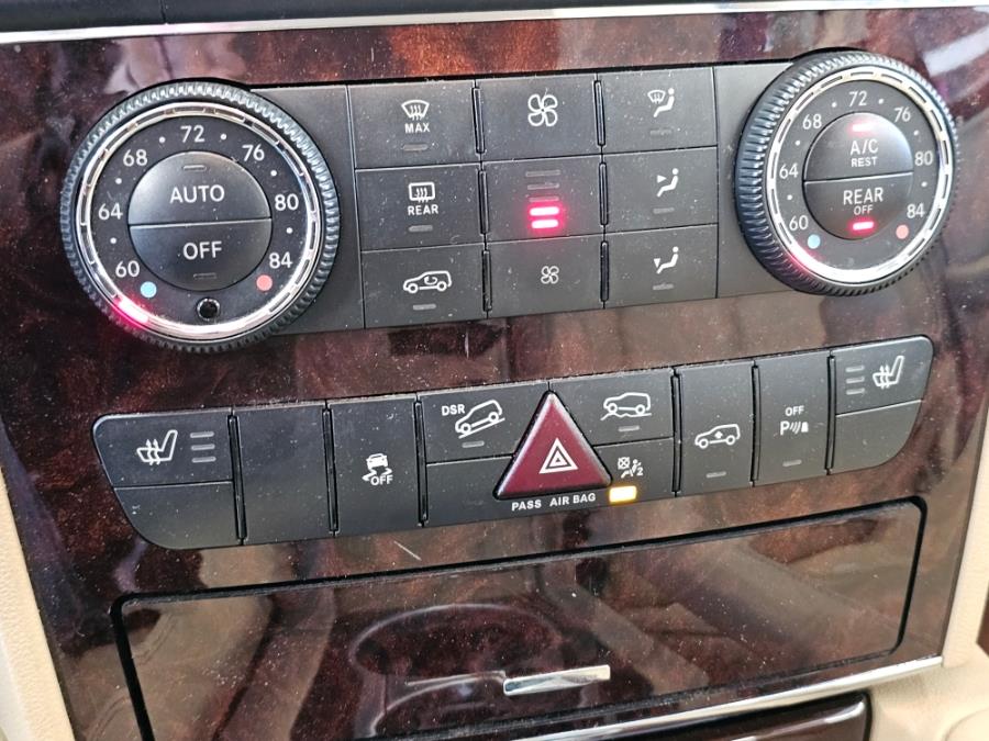 2012 Mercedes-Benz GL-Class 4MATIC 4dr GL 450, available for sale in ELMONT, New York | 26 Motors Long Island. ELMONT, New York 2012 Mercedes-Benz GL-Class 4MATIC 4dr GL 450, available for sale in ELMONT, New York | 26 Motors Long Island. ELMONT, New York