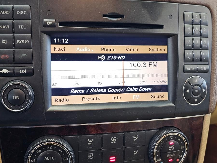 2012 Mercedes-Benz GL-Class 4MATIC 4dr GL 450, available for sale in ELMONT, New York | 26 Motors Long Island. ELMONT, New York 2012 Mercedes-Benz GL-Class 4MATIC 4dr GL 450, available for sale in ELMONT, New York | 26 Motors Long Island. ELMONT, New York
