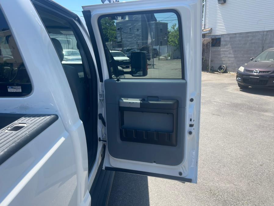 2015 Ford Super Duty F-350 DRW 4WD Crew Cab 172" XLT, available for sale in Irvington, New Jersey | Elis Motors Corp. Irvington, New Jersey 2015 Ford Super Duty F-350 DRW 4WD Crew Cab 172" XLT, available for sale in Irvington, New Jersey | Elis Motors Corp. Irvington, New Jersey
