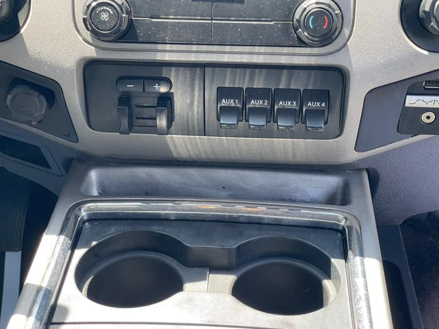 2015 Ford Super Duty F-350 DRW 4WD Crew Cab 172" XLT, available for sale in Irvington, New Jersey | Elis Motors Corp. Irvington, New Jersey 2015 Ford Super Duty F-350 DRW 4WD Crew Cab 172" XLT, available for sale in Irvington, New Jersey | Elis Motors Corp. Irvington, New Jersey