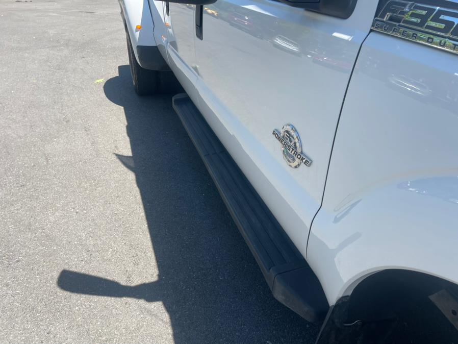 2015 Ford Super Duty F-350 DRW 4WD Crew Cab 172" XLT, available for sale in Irvington, New Jersey | Elis Motors Corp. Irvington, New Jersey 2015 Ford Super Duty F-350 DRW 4WD Crew Cab 172" XLT, available for sale in Irvington, New Jersey | Elis Motors Corp. Irvington, New Jersey