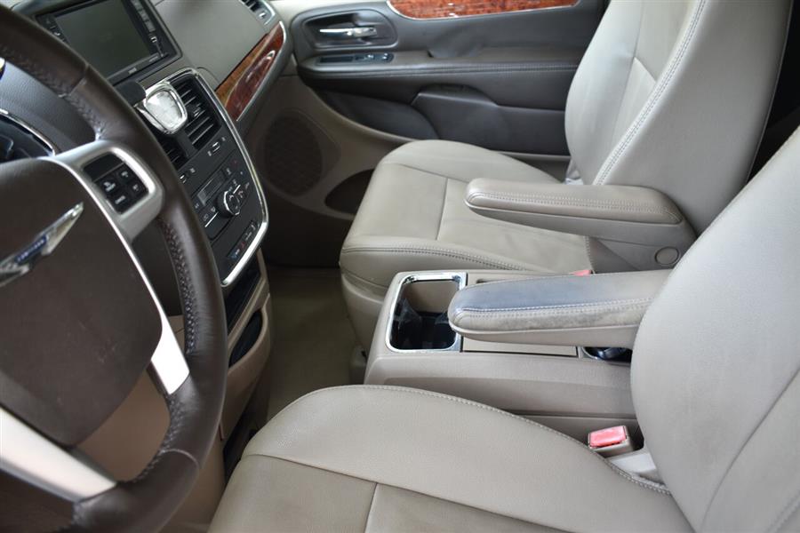 2016 Chrysler Town And Country Touring 4dr Mini Van, available for sale in Great Neck, New York | Camy Cars. Great Neck, New York 2016 Chrysler Town And Country Touring 4dr Mini Van, available for sale in Great Neck, New York | Camy Cars. Great Neck, New York