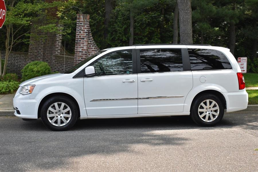 2016 Chrysler Town And Country Touring 4dr Mini Van, available for sale in Great Neck, New York | Camy Cars. Great Neck, New York 2016 Chrysler Town And Country Touring 4dr Mini Van, available for sale in Great Neck, New York | Camy Cars. Great Neck, New York