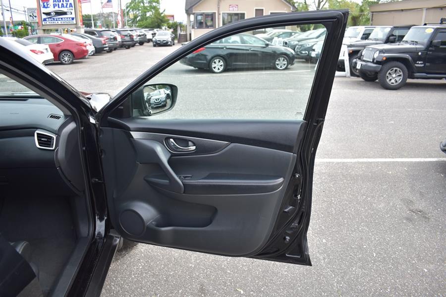 2016 Nissan Rogue S, available for sale in Patchogue, New York | 112 Auto Plaza. Patchogue, New York 2016 Nissan Rogue S, available for sale in Patchogue, New York | 112 Auto Plaza. Patchogue, New York