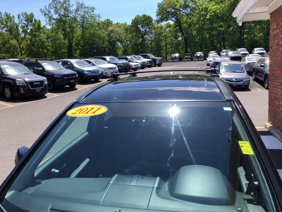 2011 Honda CR-V 4WD 5dr EX-L, available for sale in Waterbury, Connecticut | National Auto Brokers, Inc.. Waterbury, Connecticut 2011 Honda CR-V 4WD 5dr EX-L, available for sale in Waterbury, Connecticut | National Auto Brokers, Inc.. Waterbury, Connecticut