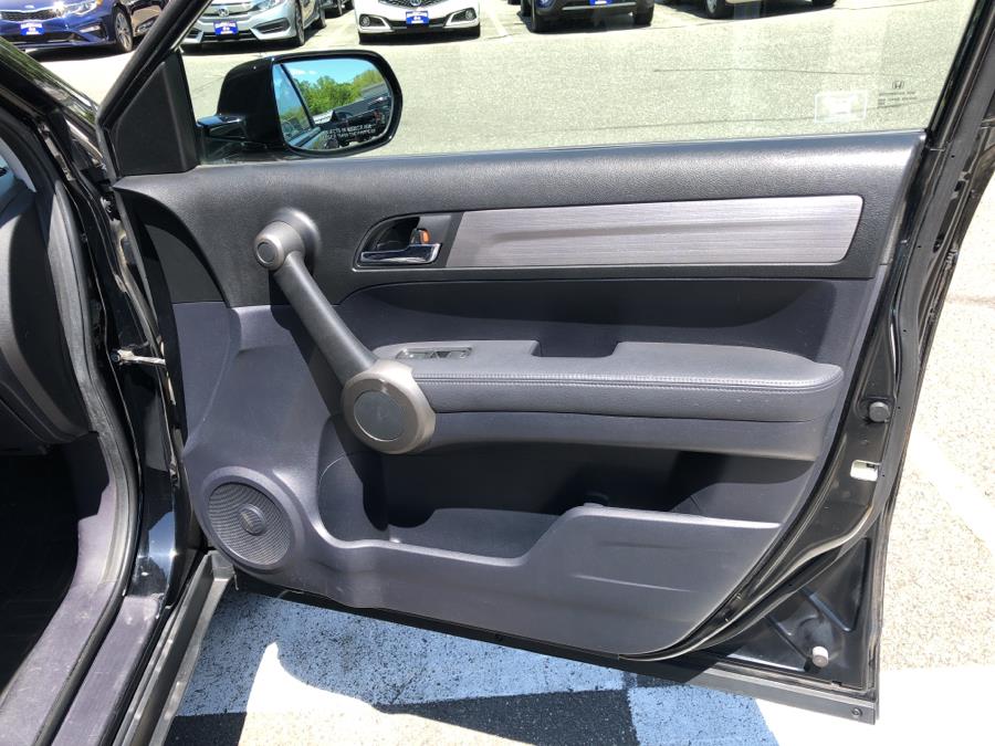 2011 Honda CR-V 4WD 5dr EX-L, available for sale in Waterbury, Connecticut | National Auto Brokers, Inc.. Waterbury, Connecticut 2011 Honda CR-V 4WD 5dr EX-L, available for sale in Waterbury, Connecticut | National Auto Brokers, Inc.. Waterbury, Connecticut