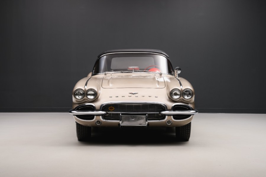 1961 Chevrolet Corvette 283/315 Fuelie, available for sale in North Salem, New York | Meccanic Shop North Inc. North Salem, New York 1961 Chevrolet Corvette 283/315 Fuelie, available for sale in North Salem, New York | Meccanic Shop North Inc. North Salem, New York
