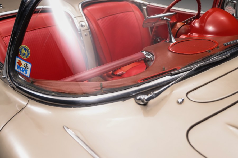 1961 Chevrolet Corvette 283/315 Fuelie, available for sale in North Salem, New York | Meccanic Shop North Inc. North Salem, New York 1961 Chevrolet Corvette 283/315 Fuelie, available for sale in North Salem, New York | Meccanic Shop North Inc. North Salem, New York