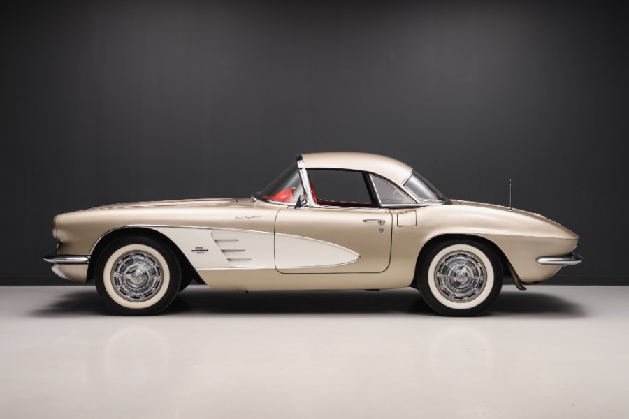 1961 Chevrolet Corvette 283/315 Fuelie, available for sale in North Salem, New York | Meccanic Shop North Inc. North Salem, New York 1961 Chevrolet Corvette 283/315 Fuelie, available for sale in North Salem, New York | Meccanic Shop North Inc. North Salem, New York
