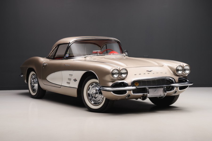 1961 Chevrolet Corvette 283/315 Fuelie, available for sale in North Salem, New York | Meccanic Shop North Inc. North Salem, New York 1961 Chevrolet Corvette 283/315 Fuelie, available for sale in North Salem, New York | Meccanic Shop North Inc. North Salem, New York