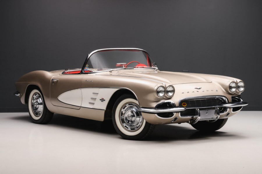 1961 Chevrolet Corvette 283/315 Fuelie, available for sale in North Salem, New York | Meccanic Shop North Inc. North Salem, New York 1961 Chevrolet Corvette 283/315 Fuelie, available for sale in North Salem, New York | Meccanic Shop North Inc. North Salem, New York