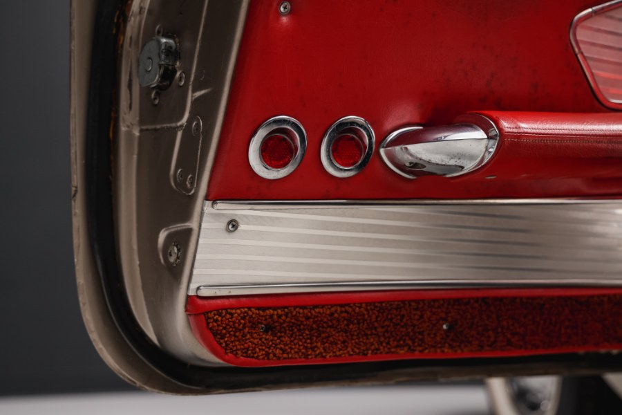 1961 Chevrolet Corvette 283/315 Fuelie, available for sale in North Salem, New York | Meccanic Shop North Inc. North Salem, New York 1961 Chevrolet Corvette 283/315 Fuelie, available for sale in North Salem, New York | Meccanic Shop North Inc. North Salem, New York
